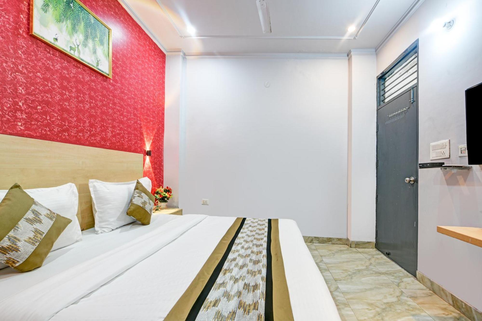 Royal Spark Inn1 - Medicity Gurugram, Near Medanta Hospital Gurgaon Ngoại thất bức ảnh