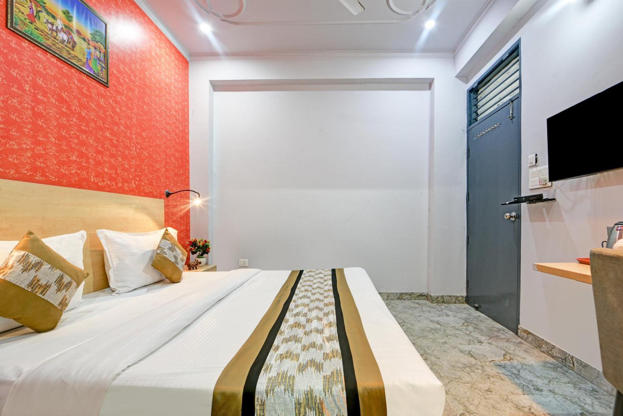 Royal Spark Inn1 - Medicity Gurugram, Near Medanta Hospital Gurgaon Ngoại thất bức ảnh